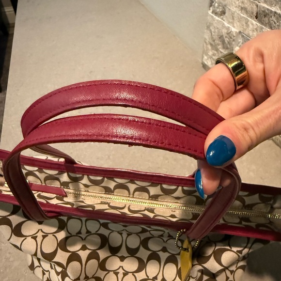 Auth COACH Gallery Zip Tote Khaki/Red Signature Canvas EUC w/COA 2013 - Picture 15 of 15